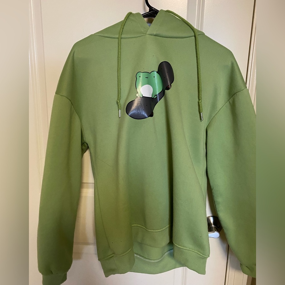 Green frog skating hoodie, no pockets